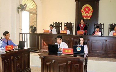 Hoàn thiện cơ chế bảo vệ thẩm phán và thân nhân