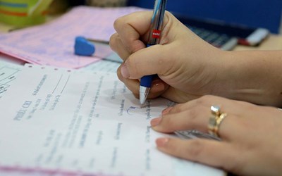 Bài học từ chữ ký còn thiếu